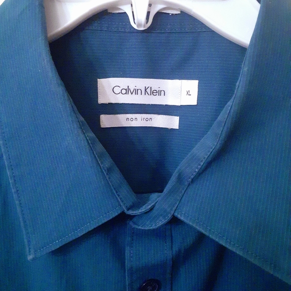 Calvin Klein, XL, Dress Shirt, Dark Blue Button-down - Picture 3 of 5